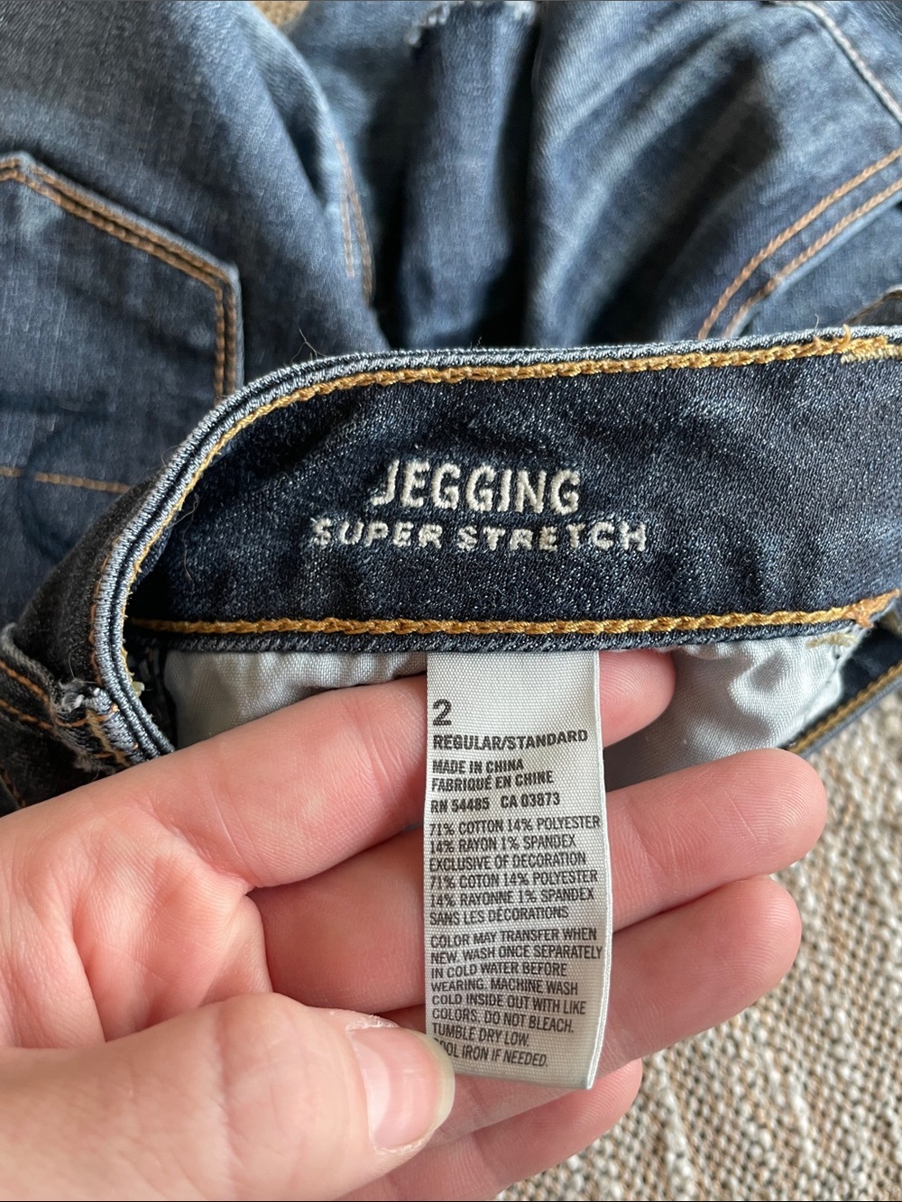 American Eagle Outfitters Dark Indigo Frayed Hem Denim Shorts - Picture 2 of 4